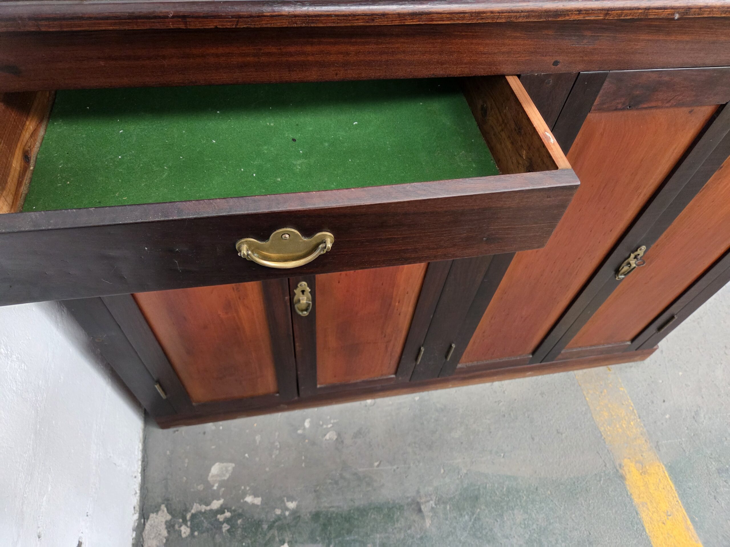 Custom Hardwood Sideboard / Drinks Cabinet (with Glass Top) - Image 4