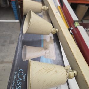 “New Classic” 4-Light Spot Light – NEW IN BOX (3 of 4)