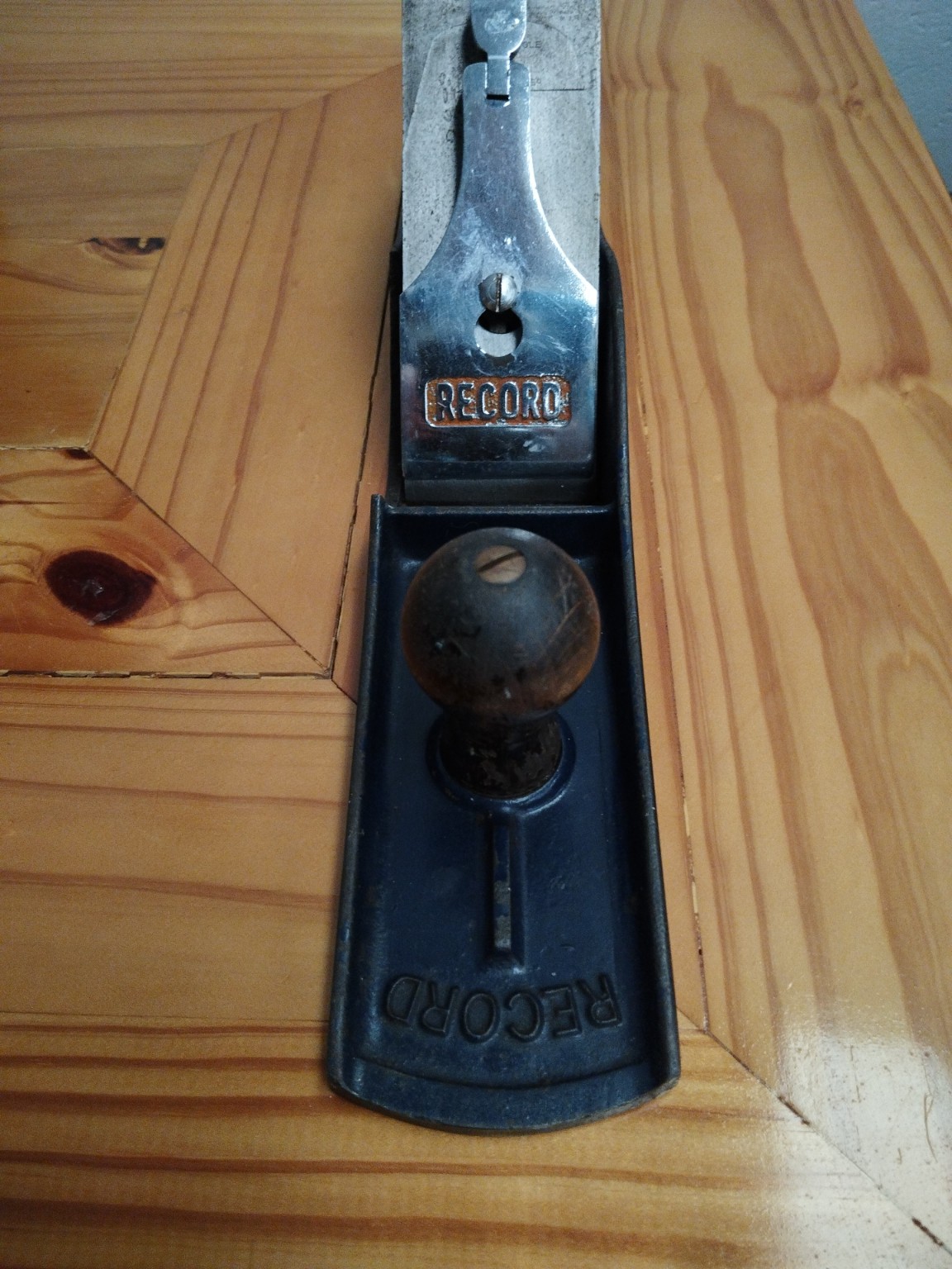 Record No. 04 Smoothing Plane (Vintage Hand Plane) – British Precision in Your Hands