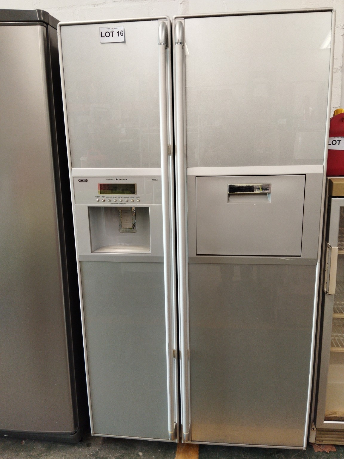 DEFY F600LM 637L SIDE-BY-SIDE FRIDGE FREEZER – DIGITAL DISPLAY, ICE MAKER & WATER DISPENSER - Image 2