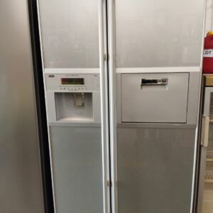 DEFY F600LM 637L SIDE-BY-SIDE FRIDGE FREEZER – DIGITAL DISPLAY, ICE MAKER & WATER DISPENSER