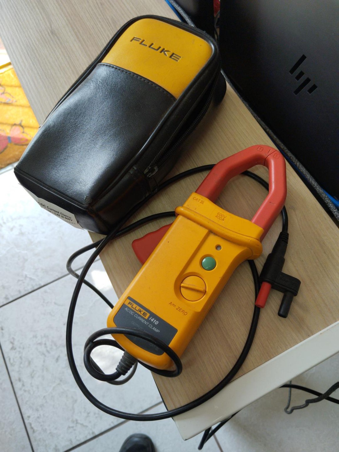 Fluke i140 AC/DC Current Clamp,